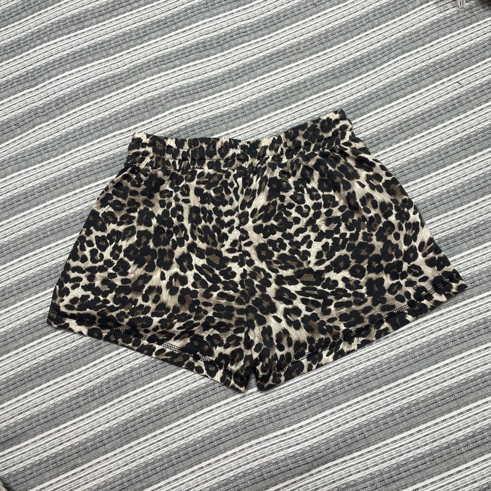 🤎🖤 Leopard Lounge Set 🖤🤎 - Picture 5 of 9